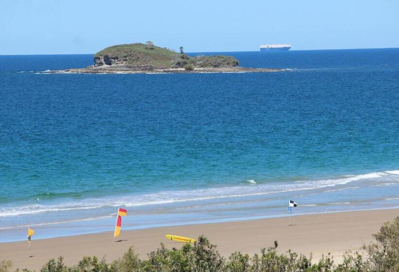 آپارتمان 3 خوابه با چشمانداز دریا, Salerno On The Beach