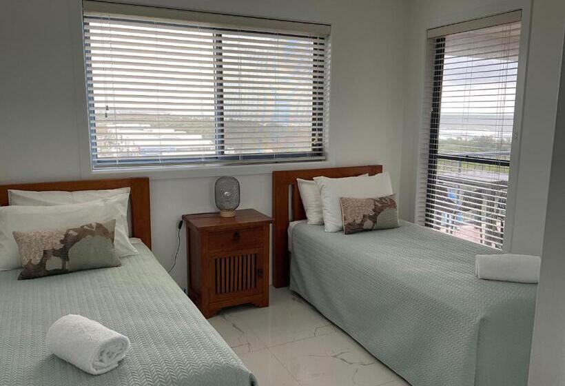 آپارتمان 2 خوابه, Salerno On The Beach