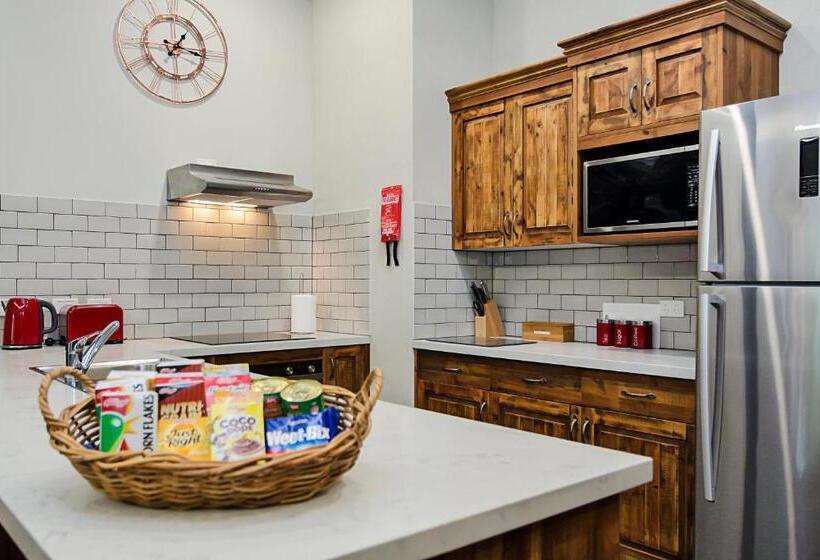 جناح إدارى, Eagle Foundry Bed & Breakfast