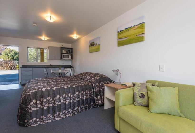 דירת חדר, Greens Motel