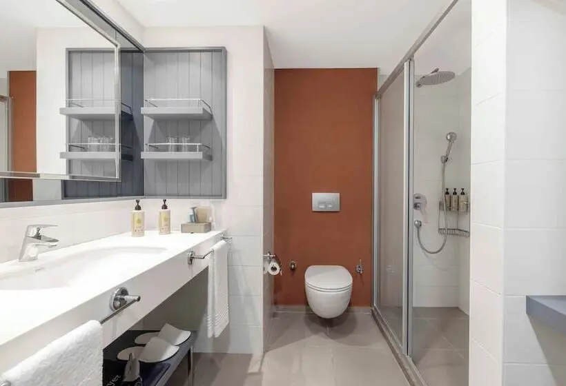 Deluxe Suite Sea View, Barut Goia