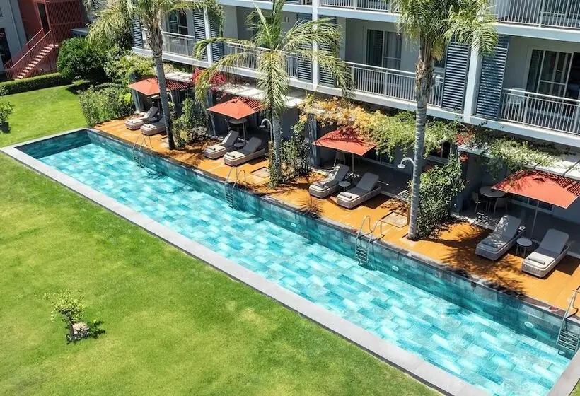 Apartament Deluxe z Bezpośrednim Wyjściem do Basenu, Barut Goia