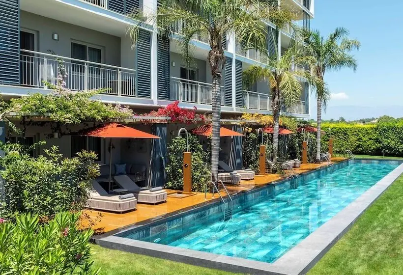Apartament Deluxe z Bezpośrednim Wyjściem do Basenu, Barut Goia