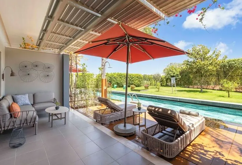 Apartament Deluxe z Bezpośrednim Wyjściem do Basenu, Barut Goia
