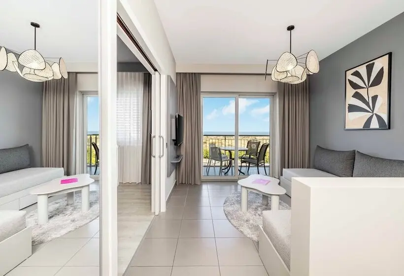 Suite Deluxe 2 Sypialnie, Barut Goia