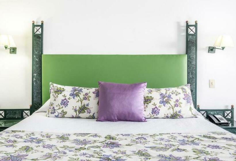 标准房带园景, Hamaca Beach