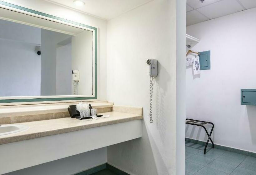 标准房带园景, Hamaca Beach