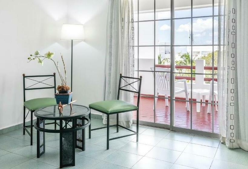 标准间, Hamaca Beach