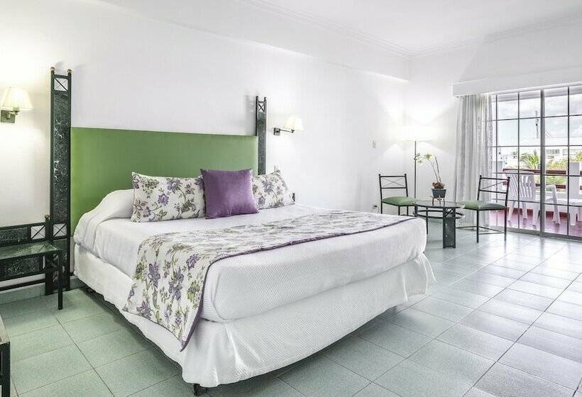 标准间, Hamaca Beach