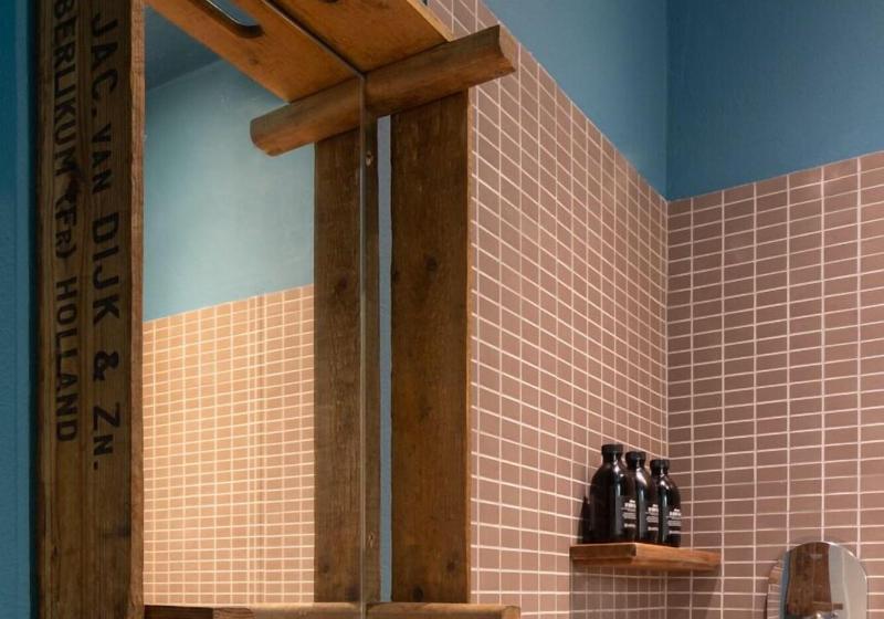 스탠다드 싱글 룸, Blu Di Te