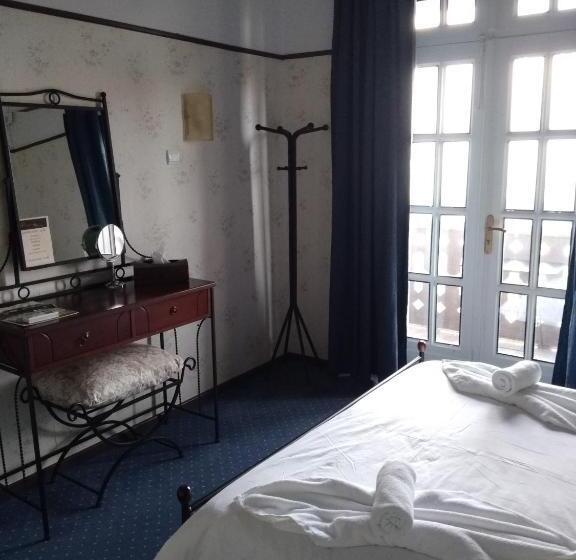 חדר סטנדרט, Elafos