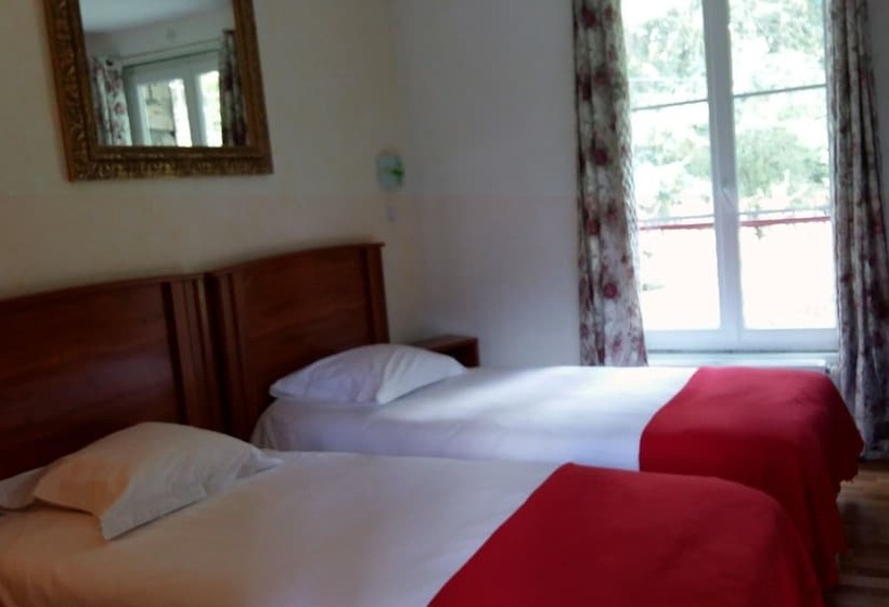 Номер Стандарт, Hostellerie Du Lys