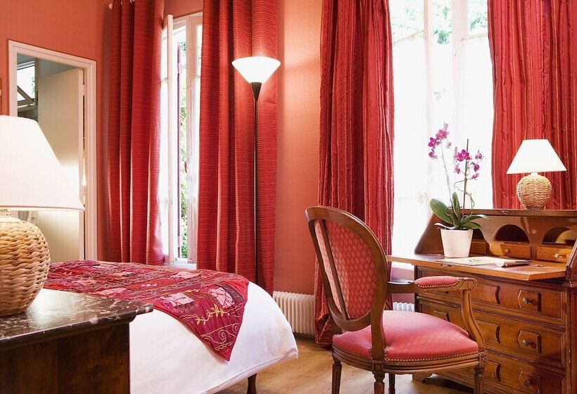 Номер Стандарт, Hostellerie Du Lys