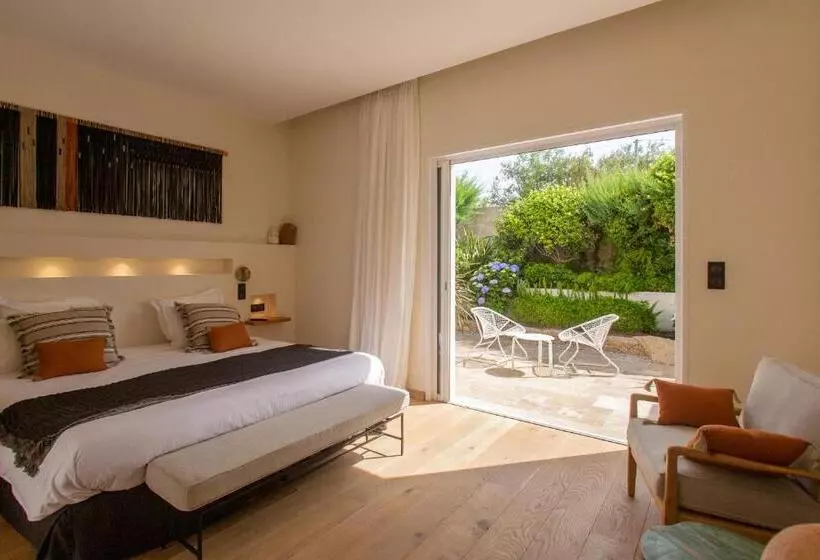 Superior Room Garden View, Hôtel La Caravelle