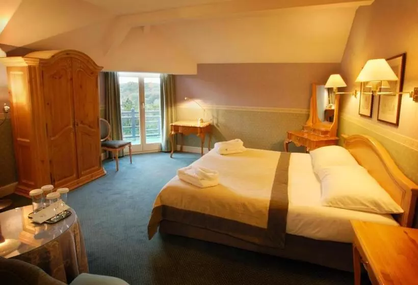 コンフォートルーム, Martin's Manoir