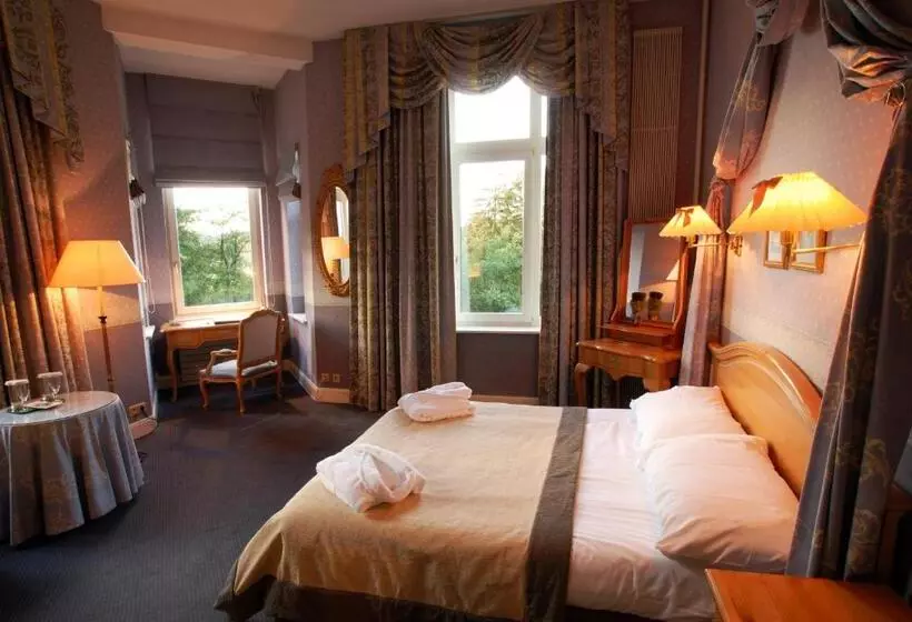 コンフォートルーム, Martin's Manoir