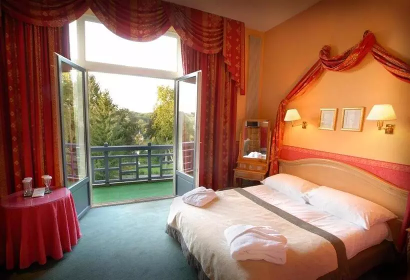 コンフォートルーム, Martin's Manoir
