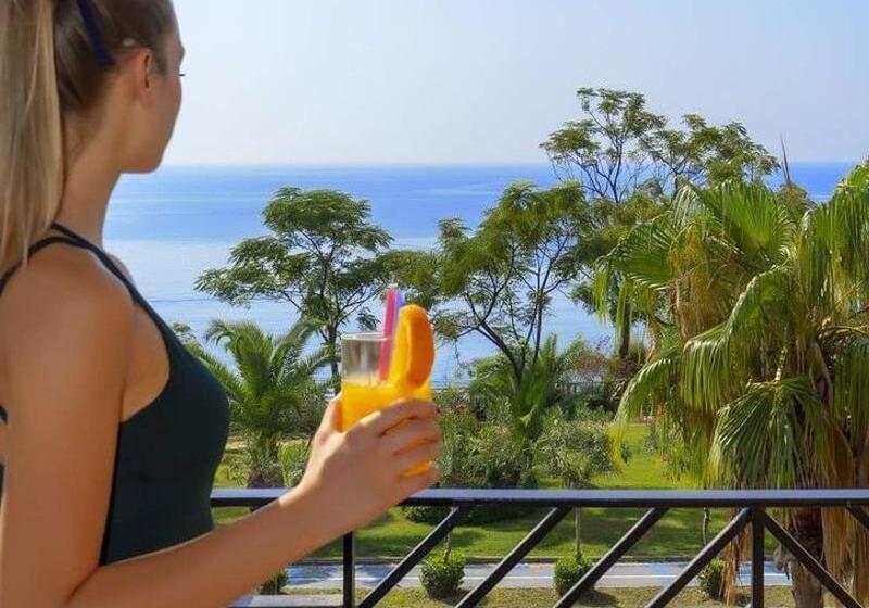 オーシャンビュースタンダードルーム, Nebilüx