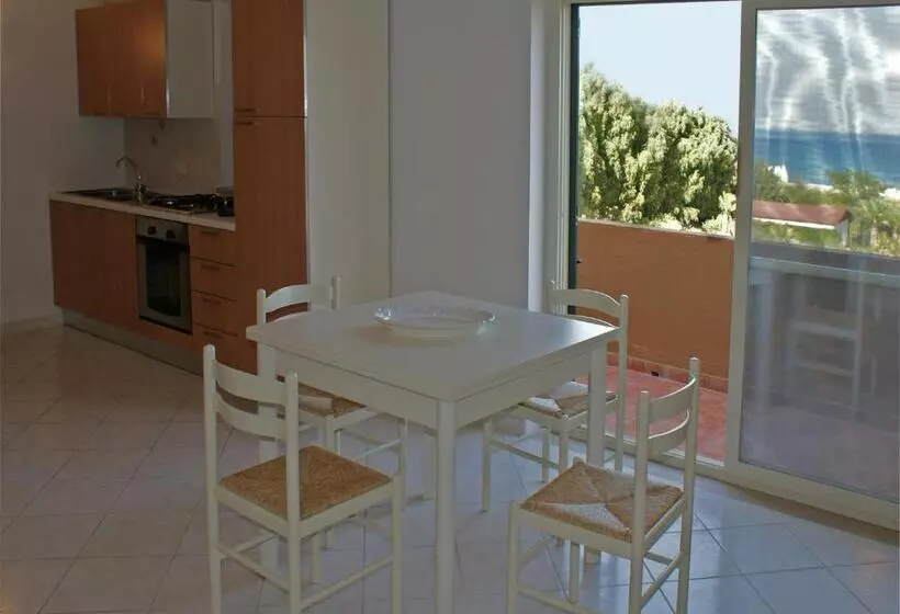 آپارتمان 2 خوابه, Nettuno