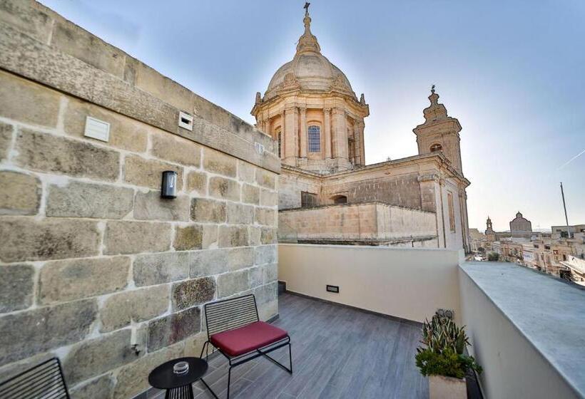 سوئیت پنت هاوس, Quaint Boutique Hotel Nadur