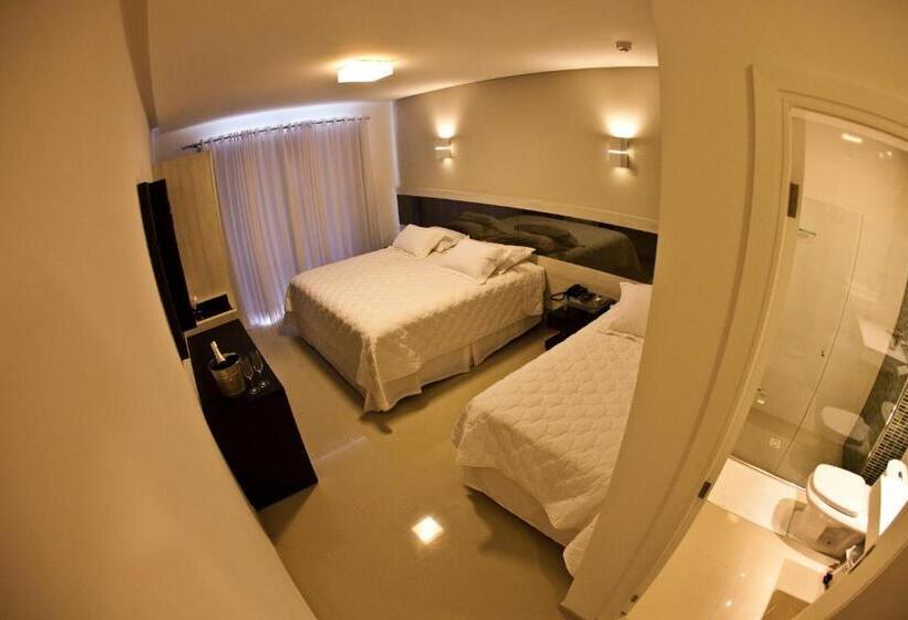 풀장 전망 스위트, Reserva Praia