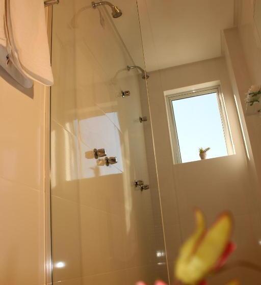 자쿠지 스위트, Reserva Praia