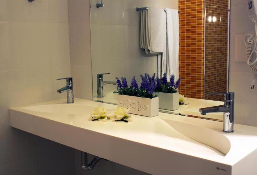 디럭스 스위트, Reserva Praia