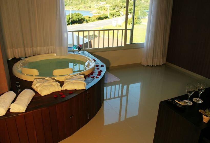 디럭스 스위트, Reserva Praia