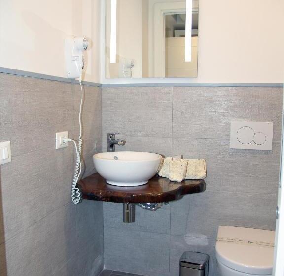 스탠다드 발코니 룸, Sorrento Inn Funzionista