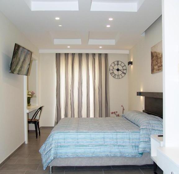 발코니 디럭스 룸, Sorrento Inn Funzionista