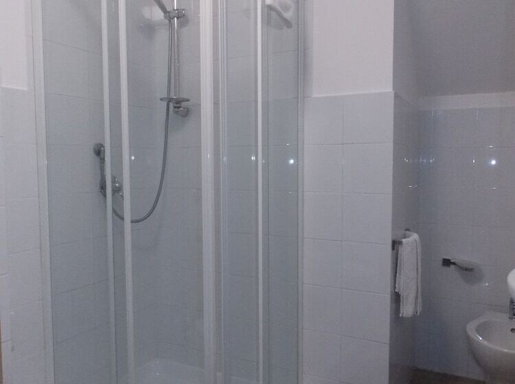 스탠다드 룸, Sorrento Inn Funzionista