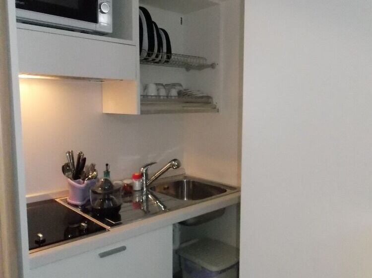 스탠다드 룸, Sorrento Inn Funzionista