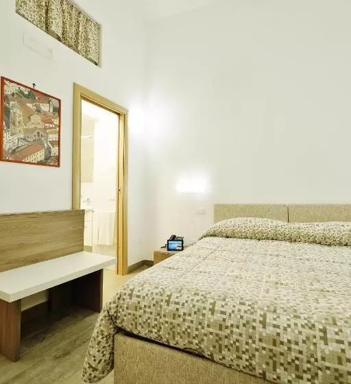 エコノミールーム, Sorrento Inn Funzionista