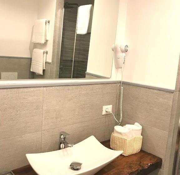 스탠다드 룸, Sorrento Inn Funzionista