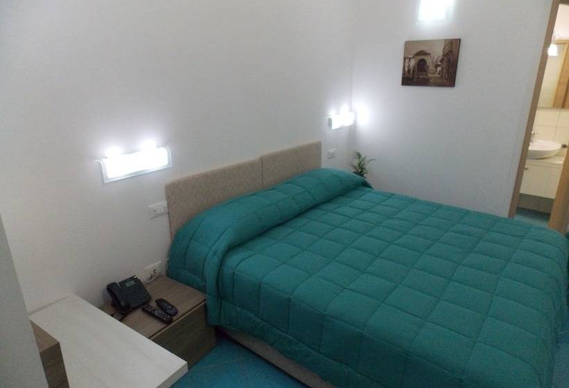 스탠다드 룸, Sorrento Inn Funzionista