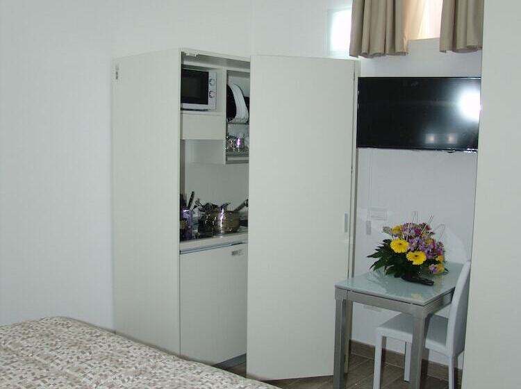 스탠다드 룸, Sorrento Inn Funzionista