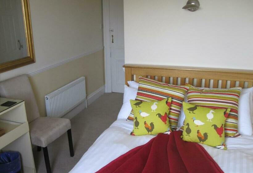 ベーシックルーム, Yeo Dale