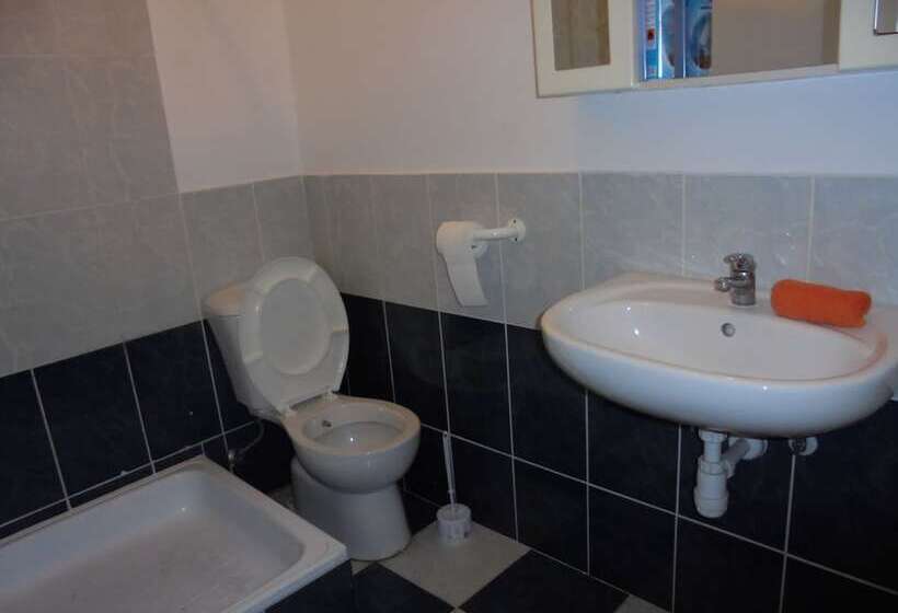 Апартаменты 1 Спальня, Liechtenstein Apartments