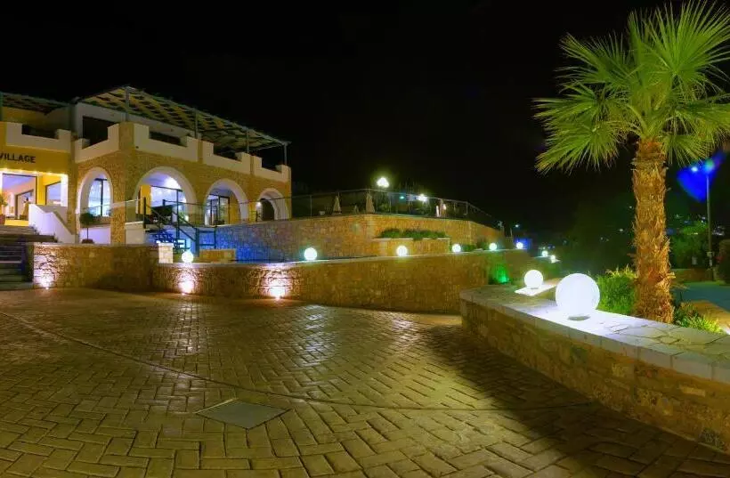 آپارتمان 1 خوابه, Elena Village