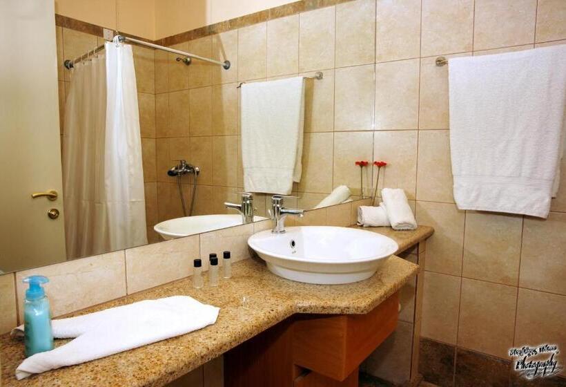 1ベッドルームアパートメント, Elena Village