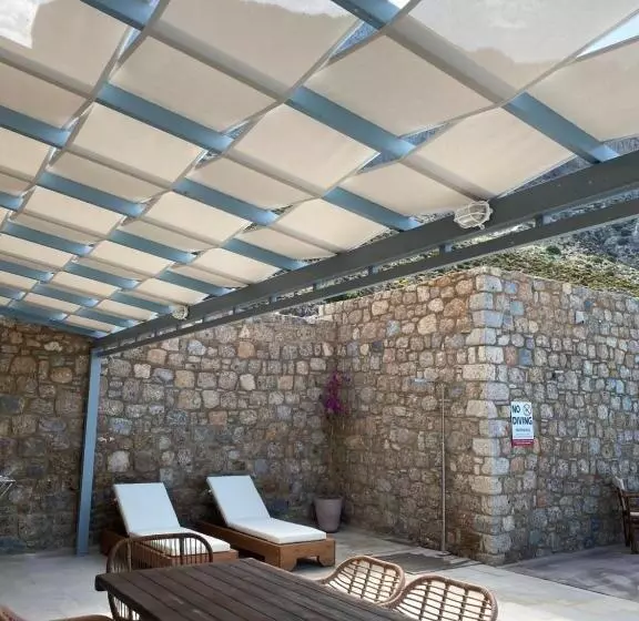آپارتمان سوپریور 1 خوابه, Elena Village