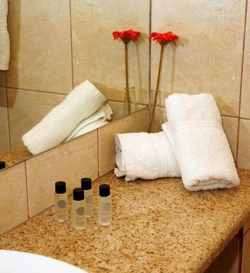 1ベッドルームアパートメント, Elena Village