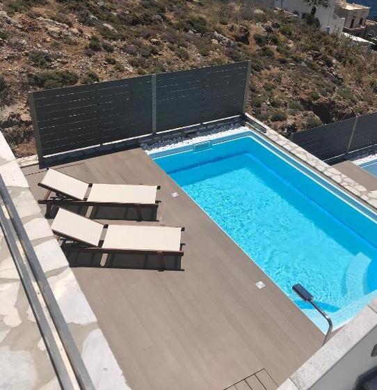 1ベッドルームのデラックスアパートメント, Elena Village