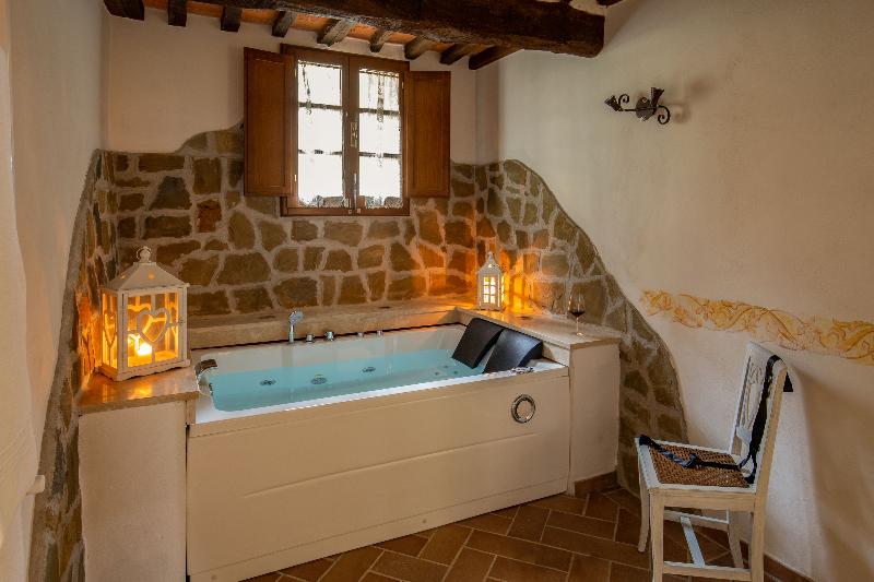 סוויטה אקזקיוטיב, Abbadia Sicille Relais