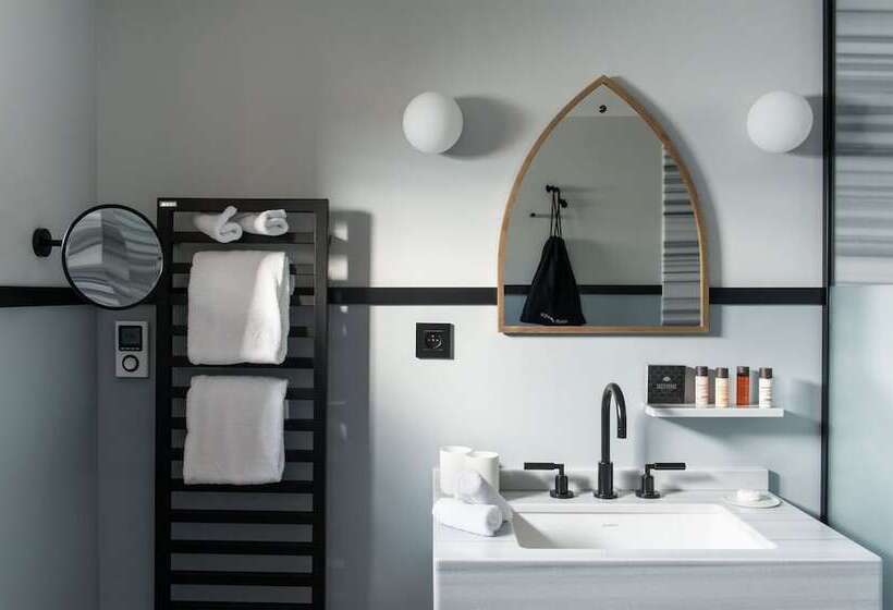 חדר דלוקס עם מרפסת נוף לים, Castelbrac Hotel & Spa