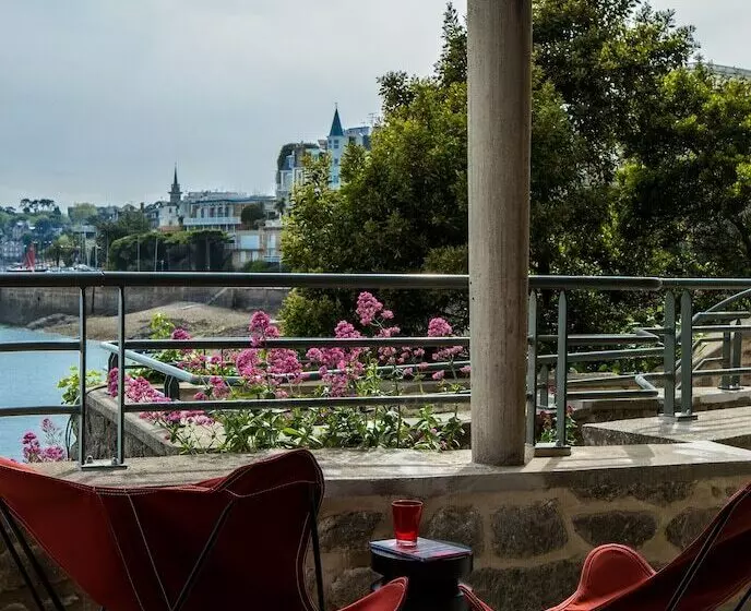 オーシャンビューデラックスルームバルコニー付き, Castelbrac Hotel & Spa