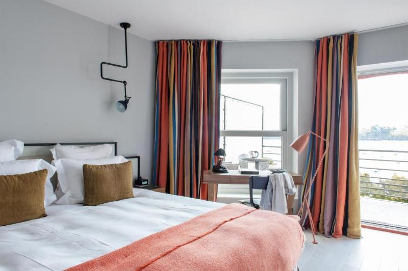 חדר דלוקס עם מרפסת נוף לים, Castelbrac Hotel & Spa