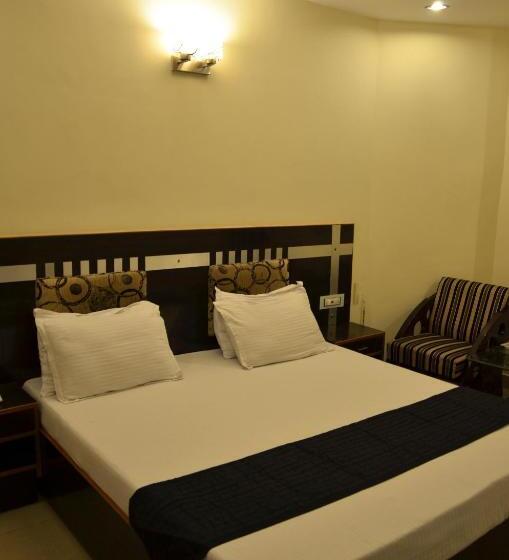 غرفة ديلوكس, Citi Heights