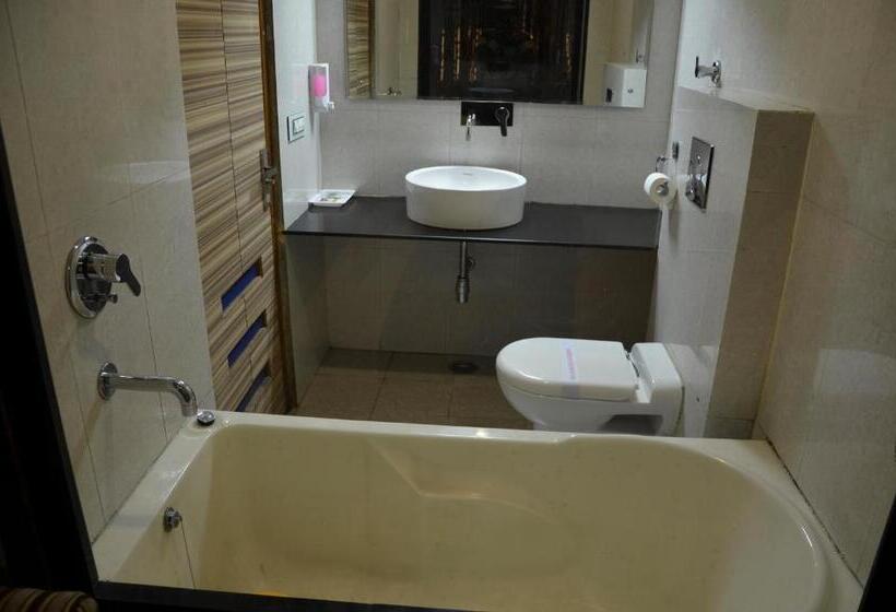 غرفة ديلوكس, Citi Heights