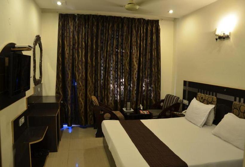 غرفة قياسية سرير كينج, Citi Heights